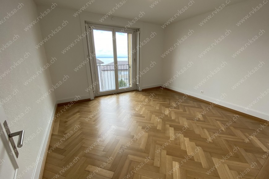 Appartement de 4.5 pièces, 90.60 m2, à Neuchâtel - Chambre N°1 