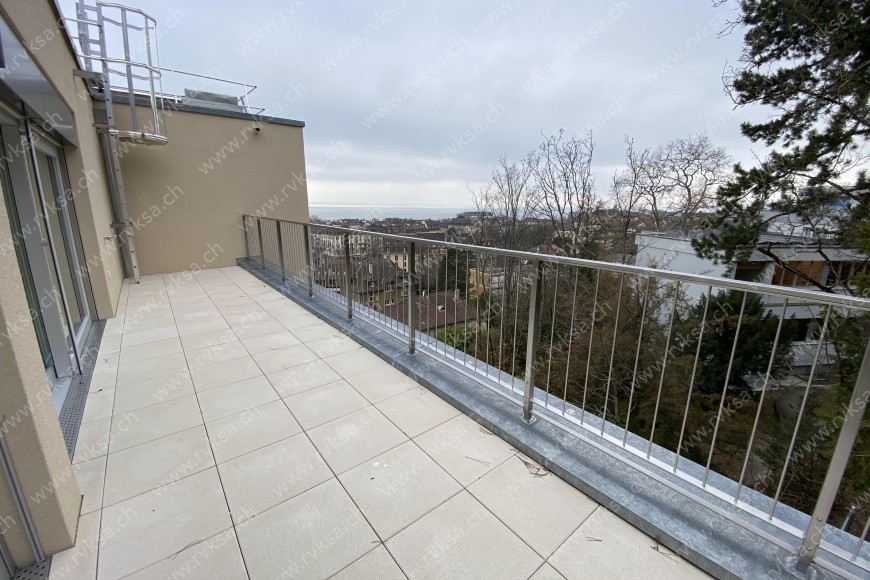 Appartement de 4 pièces, 134 m2, à Neuchâtel - Balcon - terrasse 