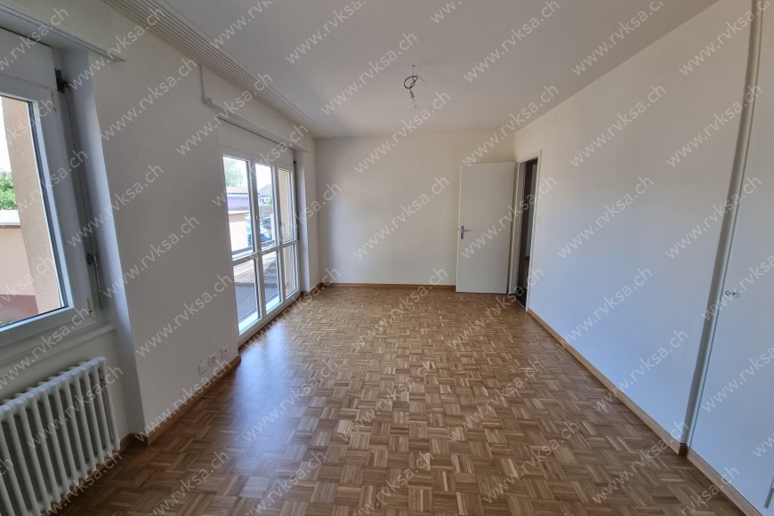 Appartement de 2 pièces, 40 m2, à Boudry - Séjour 