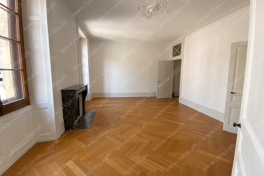 Local commercial de 5.5 pièces, 250 m2, à Neuchâtel Local commercial de 5.5 pièces, 250 m2, à Neuchâtel - Chambre N°2
