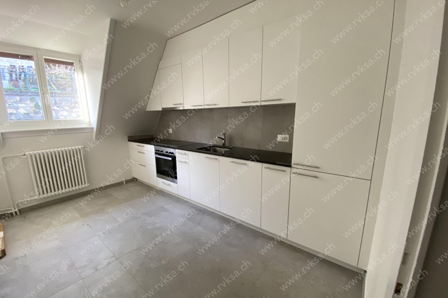 Appartement de 3 pièces, 81 m2, à Neuchâtel Appartement de 3 pièces, 81 m2, à Neuchâtel - Cuisine