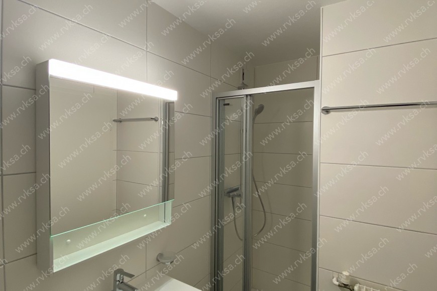 Appartement de 2 pièces, 44 m2, à Bevaix - Salle de bain 