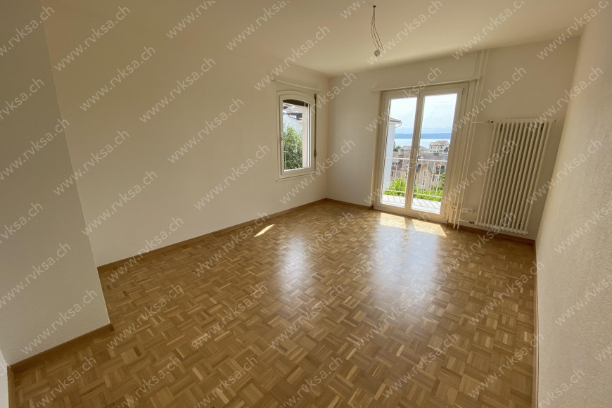 Appartement de 3 pièces, 72 m2, à Neuchâtel Appartement de 3 pièces, 72 m2, à Neuchâtel - Séjour