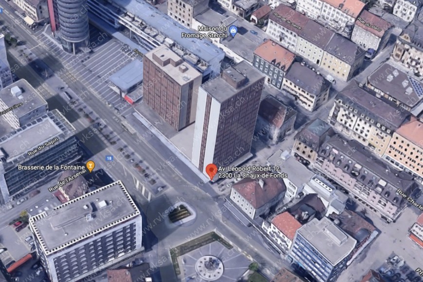 Local commercial de 1 pièce, 85 m2, à La Chaux-de-Fonds Bâtiment Local commercial de 1 pièce, 85 m2, à La Chaux-de-Fonds