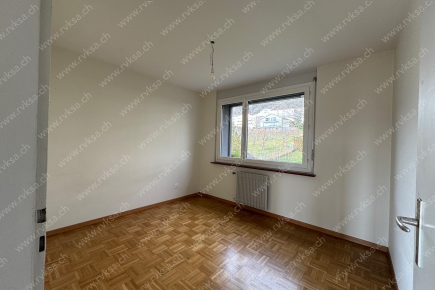 Appartement de 4 pièces, 74 m2, à Cornaux - Chambre N°3 