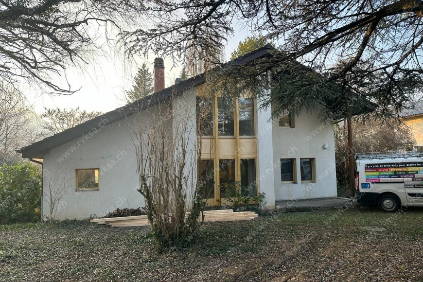 Bâtiment Appartement de 6 pièces, 200 m2, à Bôle