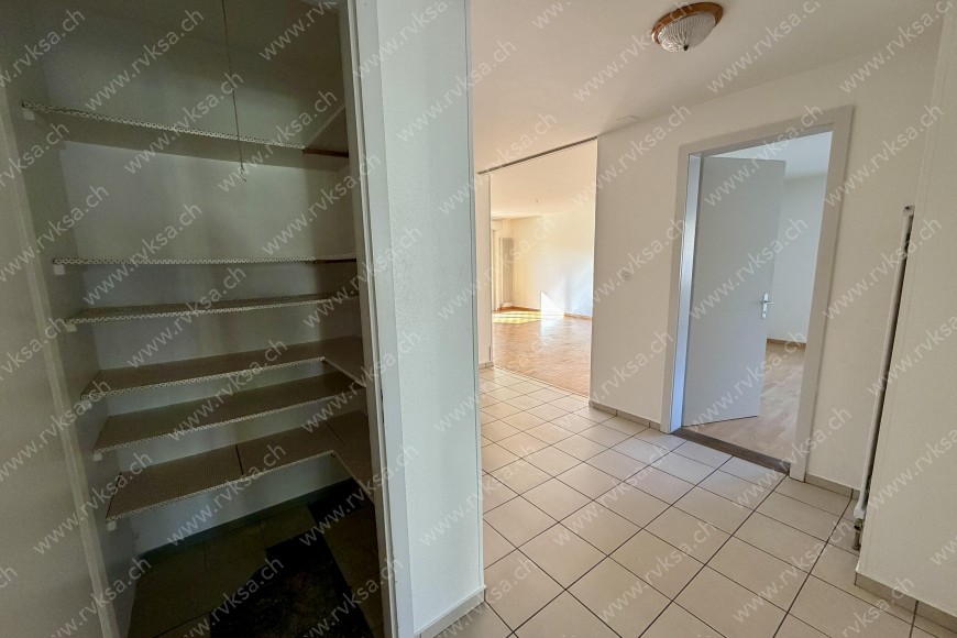 Appartement de 4 pièces, 85 m2, à Boudry - Réduit 