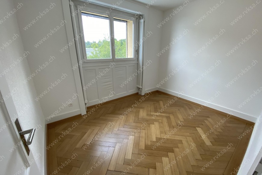 Appartement de 4.5 pièces, 90.60 m2, à Neuchâtel - Chambre N°2 