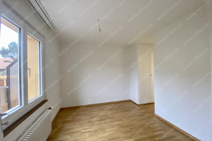 Appartement de 4 pièces, 71 m2, à Coffrane - Chambre N°3 