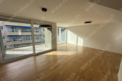 Appartement de 4.5 pièces, 114.6 m2, à Peseux - Séjour 