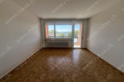 Appartement de 3.5 pièces, à Hauterive - Séjour 