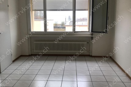 Appartement de 2 pièces, à Hauterive - Séjour 