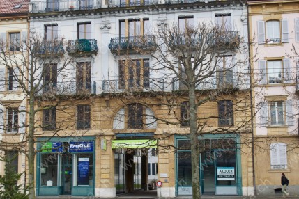 Local commercial de 4 pièces, 70 m2, à Neuchâtel - Vue 