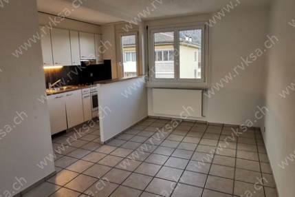 Appartement de 3.5 pièces, 73 m2, à Les Geneveys-sur-Coffrane - Séjour 