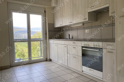 Appartement de 5 pièces, 93 m2, à Boudry Appartement de 5 pièces, 93 m2, à Boudry - Cuisine