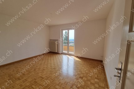 Appartement de 3 pièces, 66 m2, à Les Geneveys-sur-Coffrane - Séjour 