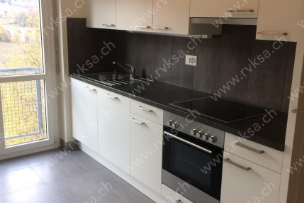 Appartement de 4 pièces, 85 m2, à Boudry Appartement de 4 pièces, 85 m2, à Boudry - Cuisine