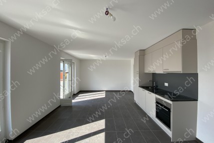 Appartement de 2.5 pièces, 48.5 m2, à Neuchâtel - Séjour 