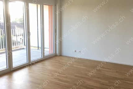 Appartement de 3 pièces, 69.9 m2, à Bôle - Séjour 