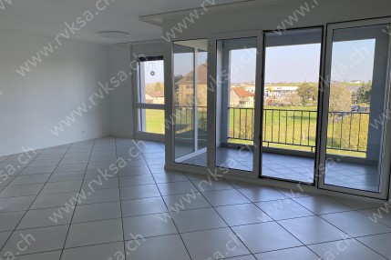 Appartement de 4.5 pièces, 100 m2, à Boudry - Séjour 